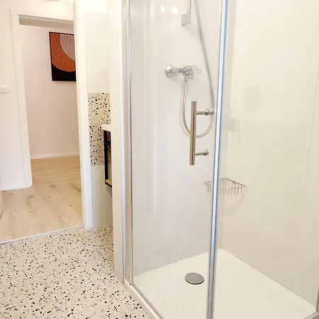 Center - With A Beautiful Terrace Daire *