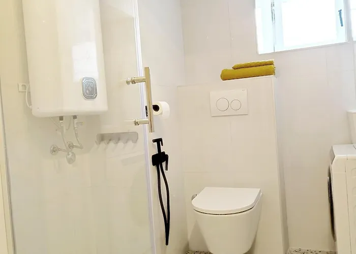 Center - With A Beautiful Terrace Pula