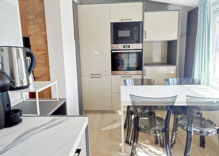 Center - With A Beautiful Terrace Lejlighed Pula