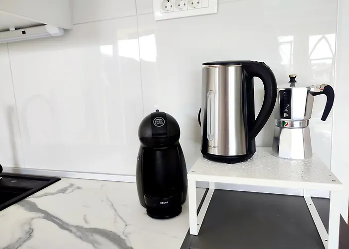 Center - With A Beautiful Terrace 풀라