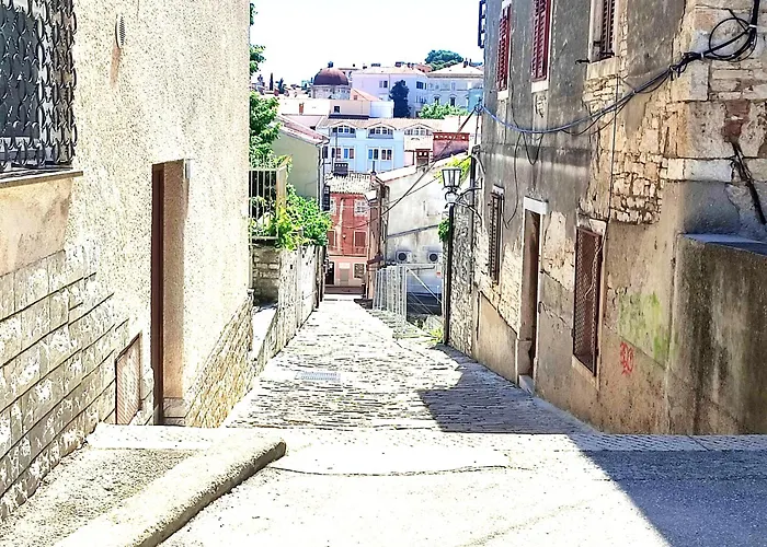 Center - With A Beautiful Terrace * Pula